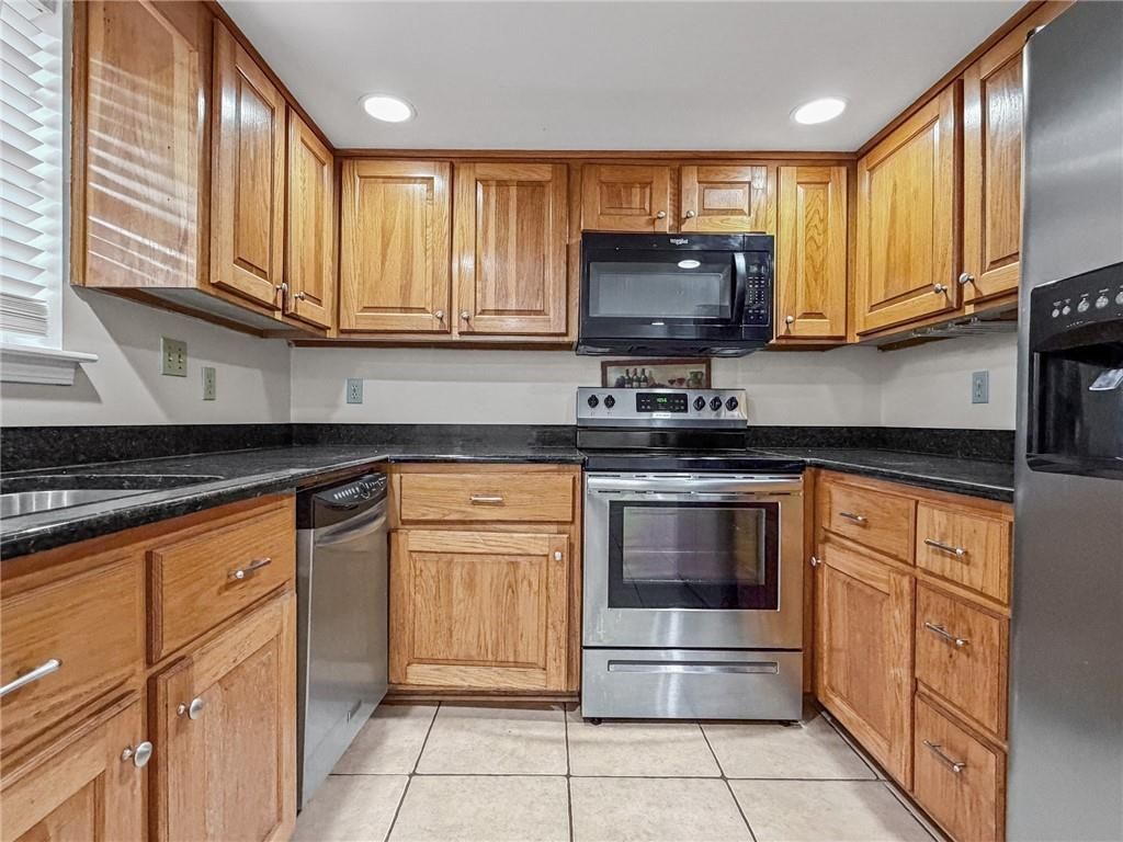 114 Du Rhu Drive A, Mobile, AL 36608 — photo 4