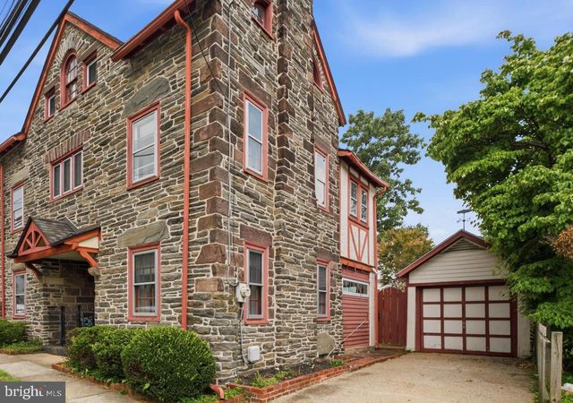 709 MOORE AVE, Bryn Mawr, PA 19010