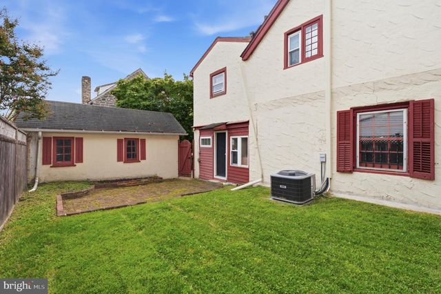 709 MOORE AVE, Bryn Mawr, PA 19010