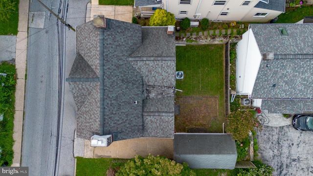 709 MOORE AVE, Bryn Mawr, PA 19010