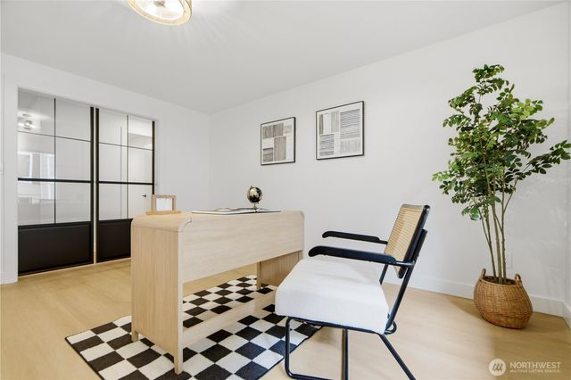 14318 117th Place NE, Kirkland, WA 98034