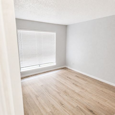 8110 Skillman Street 1002, Dallas, TX 75231