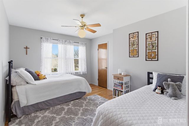 3 Locklin Court, Sayreville, NJ 08872