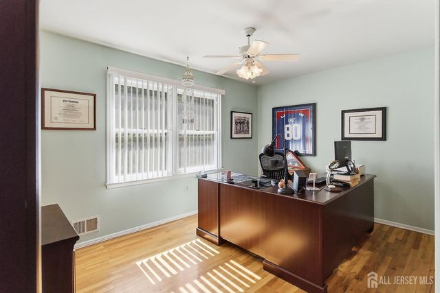 3 Locklin Court, Sayreville, NJ 08872