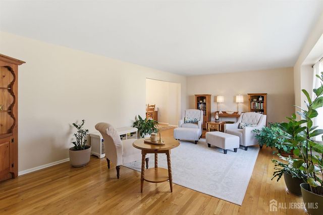 3 Locklin Court, Sayreville, NJ 08872