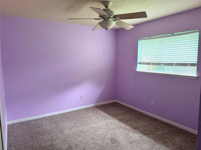 4060 Random Circle, Garland, TX 75043