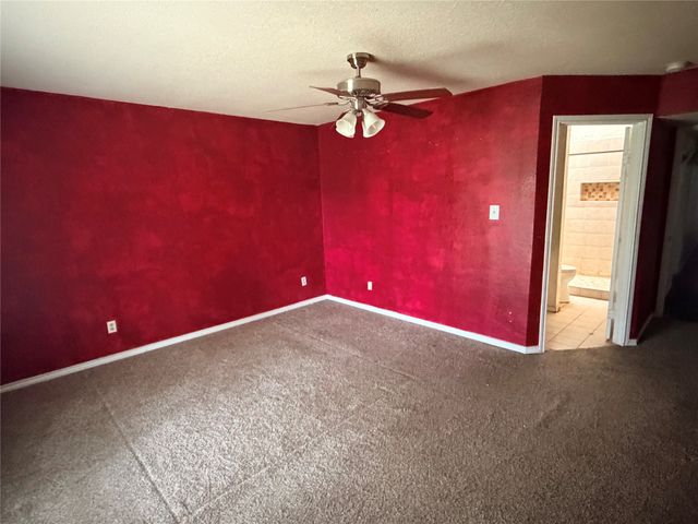 4060 Random Circle, Garland, TX 75043
