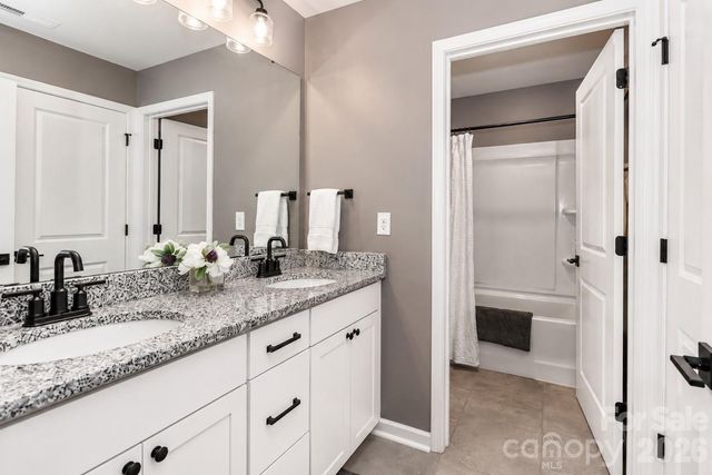 384 Streamwood Road, Troutman, NC 28166