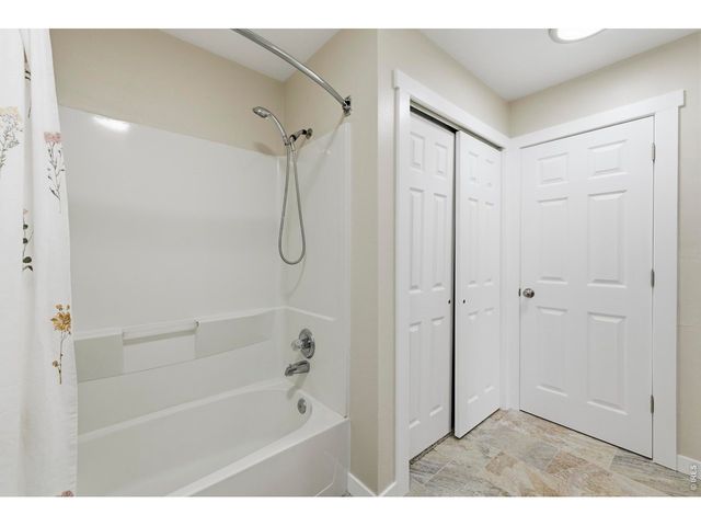 7702 Fox Chase Ln, Wellington, CO 80549
