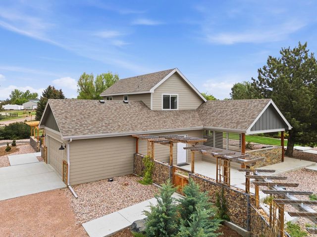 7702 Fox Chase Ln, Wellington, CO 80549
