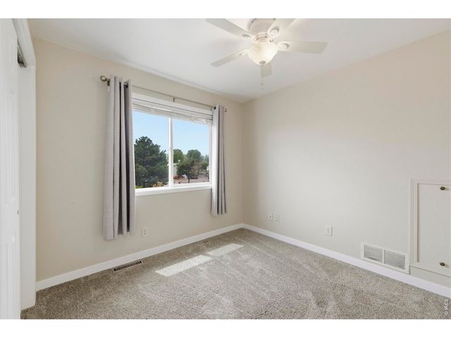 7702 Fox Chase Ln, Wellington, CO 80549