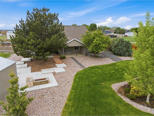7702 Fox Chase Ln, Wellington, CO 80549