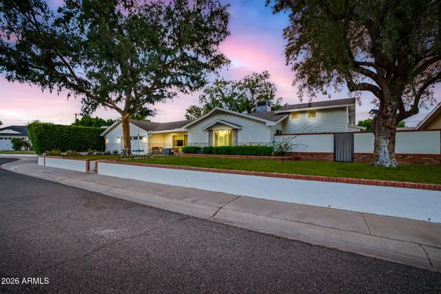 4711 N 33RD Street, Phoenix, AZ 85018
