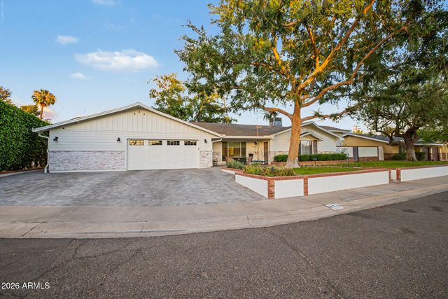 4711 N 33RD Street, Phoenix, AZ 85018