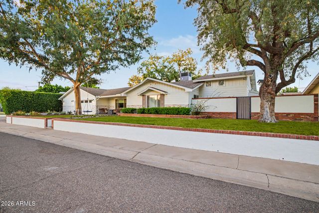 4711 N 33RD Street, Phoenix, AZ 85018