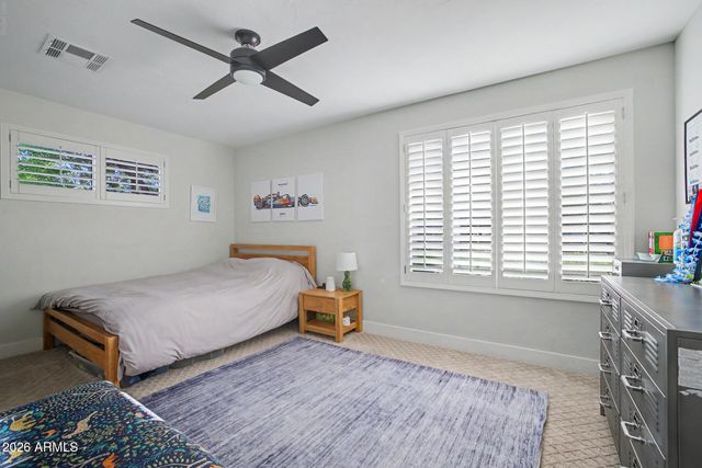 4711 N 33RD Street, Phoenix, AZ 85018