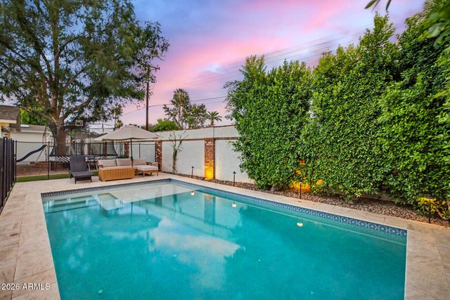 4711 N 33RD Street, Phoenix, AZ 85018