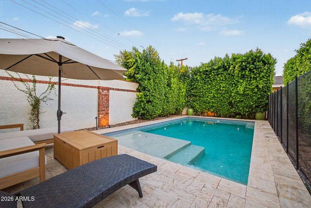 4711 N 33RD Street, Phoenix, AZ 85018