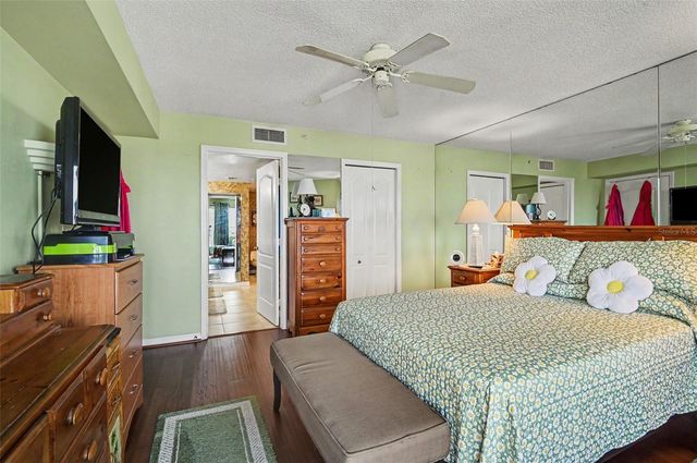 4 OCEANS WEST BLVD 606D, Daytona Beach Shores, FL 32118