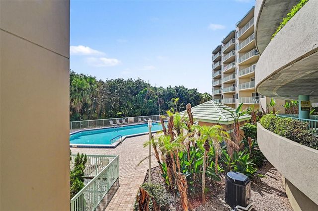 4 OCEANS WEST BLVD 606D, Daytona Beach Shores, FL 32118