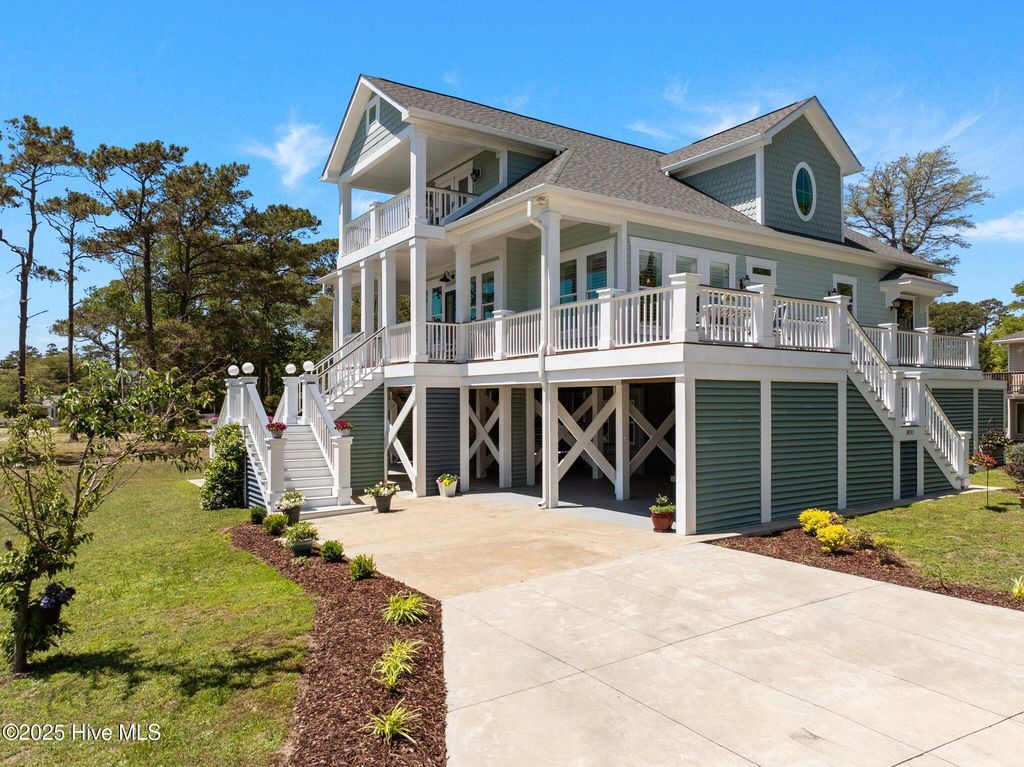 Image 5 of property listing at 3953 Palm Street SE, Bolivia, NC 28422