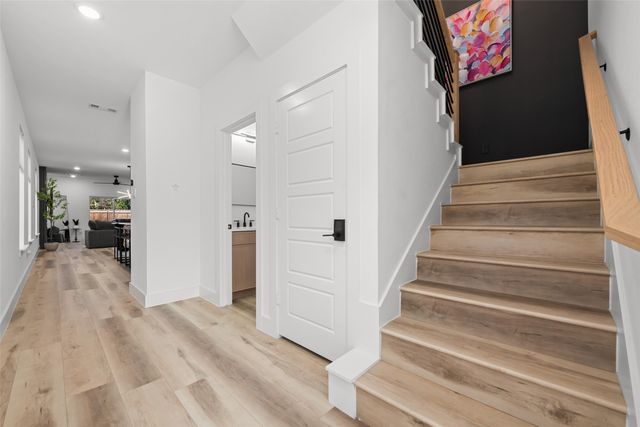 2701 Birmingham Avenue, Dallas, TX 75215