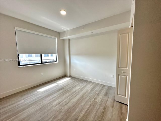 18412 Homestead Ave 438, Miami, FL 33157