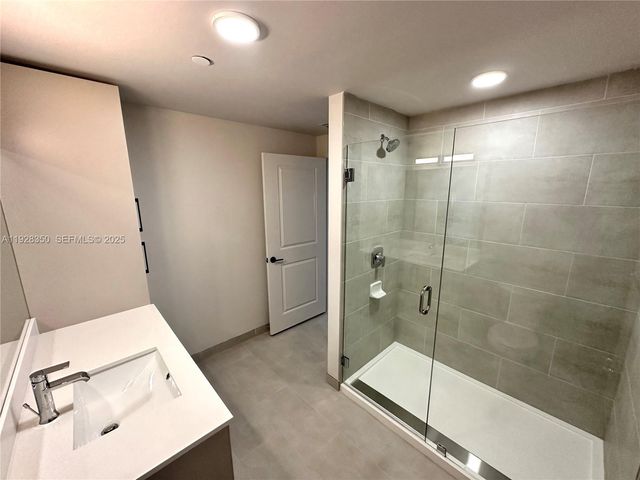 18412 Homestead Ave 438, Miami, FL 33157