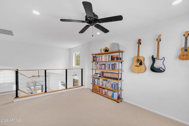 2339 W RUNNING DEER Trail, Phoenix, AZ 85085