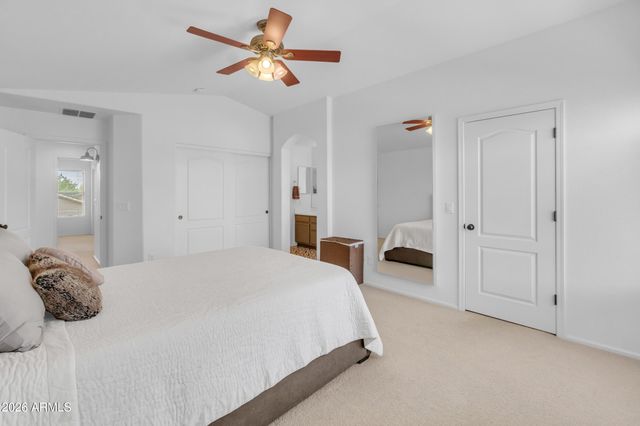 2339 W RUNNING DEER Trail, Phoenix, AZ 85085