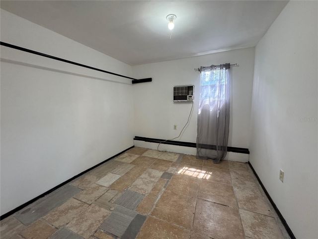12309 CAMBRIDGE AVENUE, Tampa, FL 33624