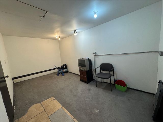 12309 CAMBRIDGE AVENUE, Tampa, FL 33624