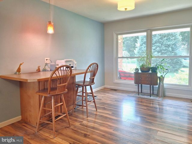 283 SKYLINE AVE, Lewisburg, PA 17837