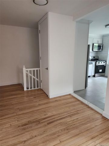 68-36 140 st. 2, Kew Garden Hills, NY 11367