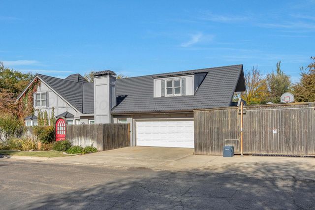 2619 PARKER Street, Amarillo, TX 79109