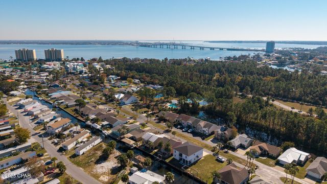 6588 Harbour Boulevard, Panama City Beach, FL 32407