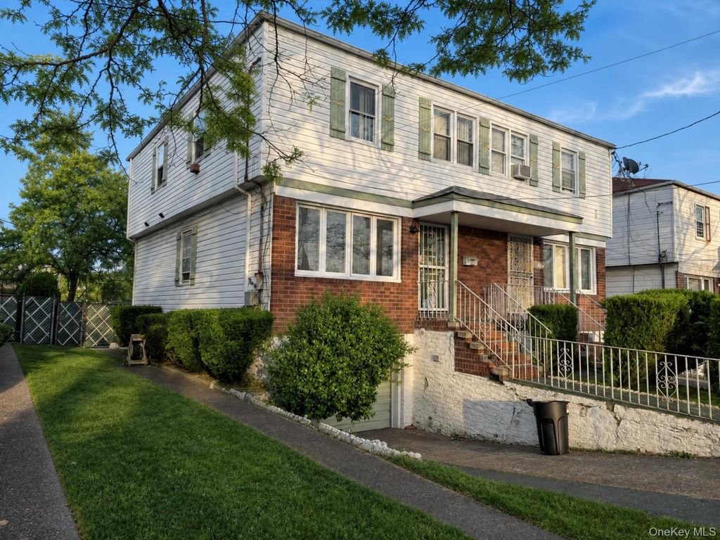 11721 Francis Lewis Boulevard, Cambria Heights, NY 11411 — photo 2