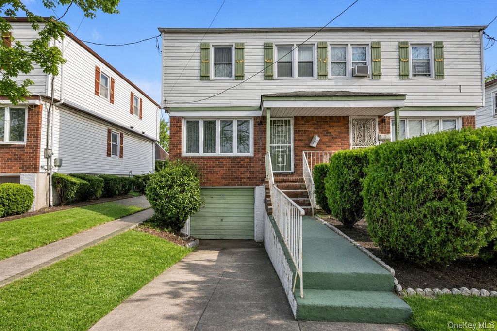 11721 Francis Lewis Boulevard, Cambria Heights, NY 11411 — photo 3