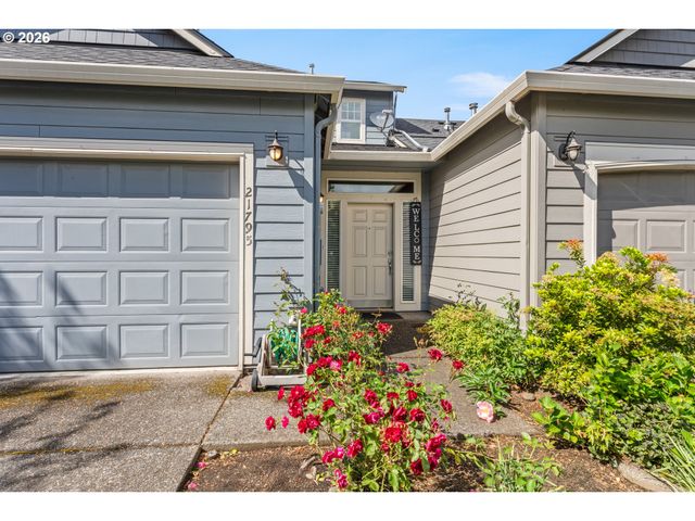 21795 Ne LARKSPUR Ln, Fairview, OR 97024