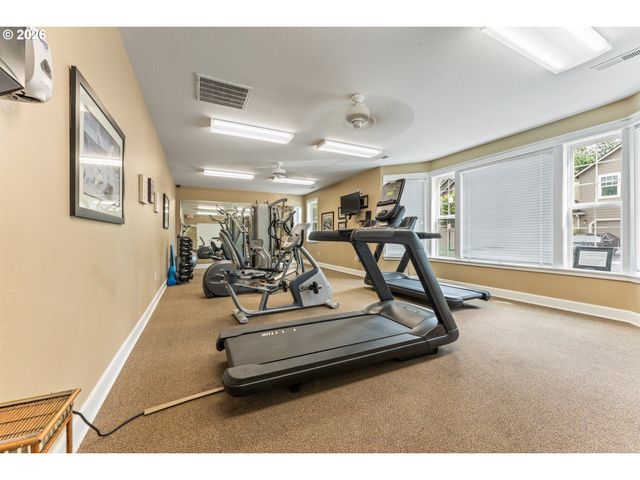 21795 Ne LARKSPUR Ln, Fairview, OR 97024