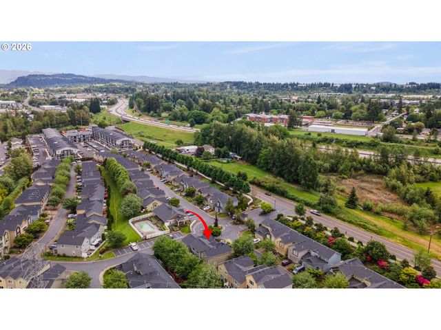 21795 Ne LARKSPUR Ln, Fairview, OR 97024
