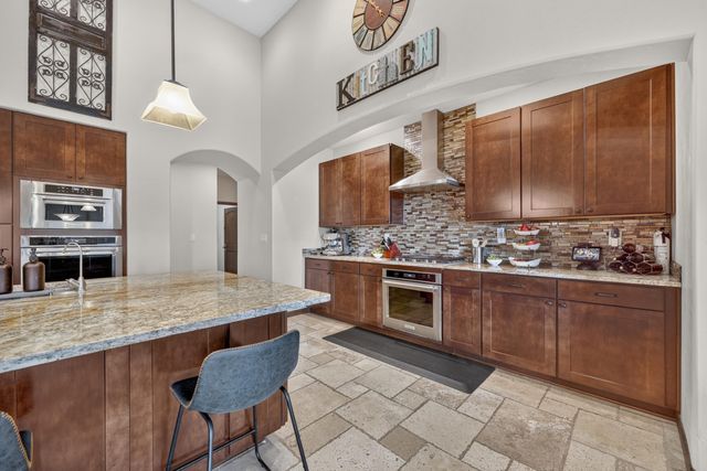1708 21st Avenue SE, Rio Rancho, NM 87124