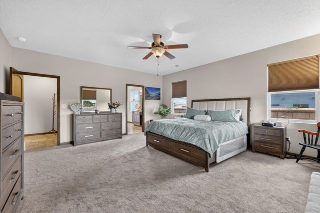 1708 21st Avenue SE, Rio Rancho, NM 87124