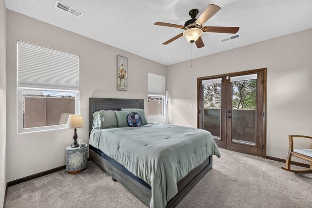 1708 21st Avenue SE, Rio Rancho, NM 87124