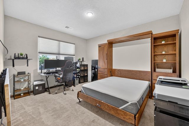 1708 21st Avenue SE, Rio Rancho, NM 87124