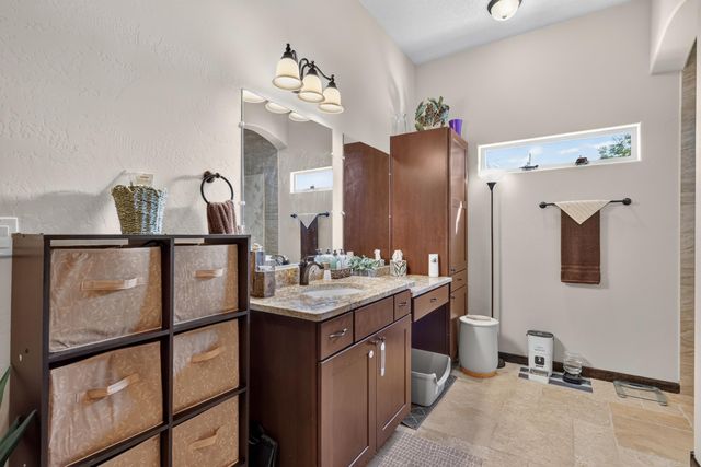 1708 21st Avenue SE, Rio Rancho, NM 87124