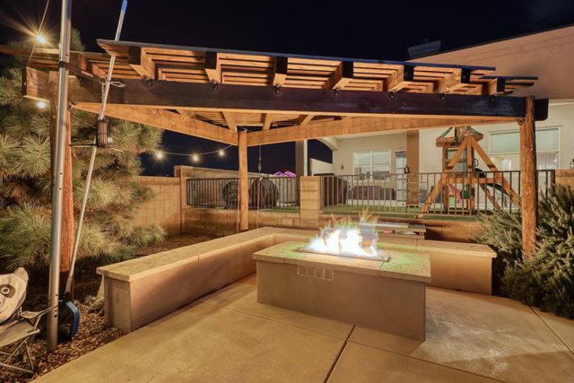 1708 21st Avenue SE, Rio Rancho, NM 87124