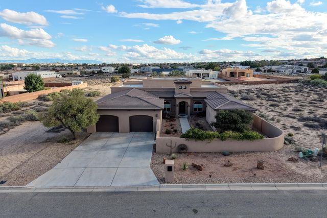 1708 21st Avenue SE, Rio Rancho, NM 87124
