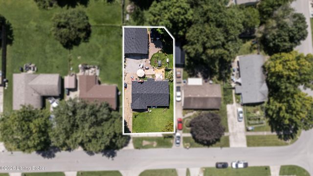 11404 Deham Dr, Louisville, KY 40241