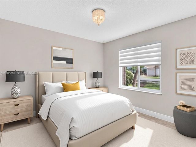 1208 NW 170th Ave, Pembroke Pines, FL 33028